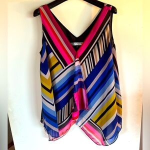 Trina Turk women’s size small sleeveless print top
